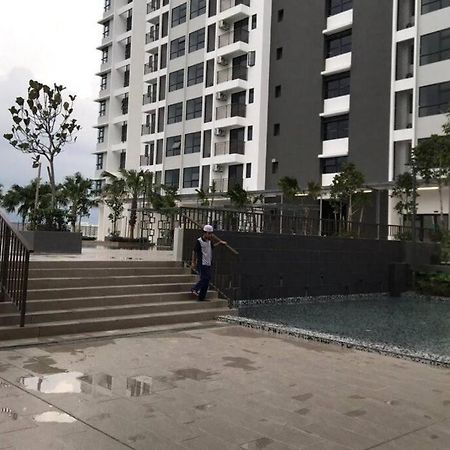 Homestaybaba Close To Ukm, Gmi, & More ! Kajang Exterior photo